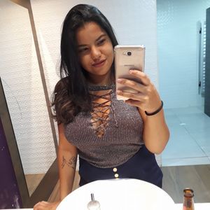 Meet your Posher, Dani